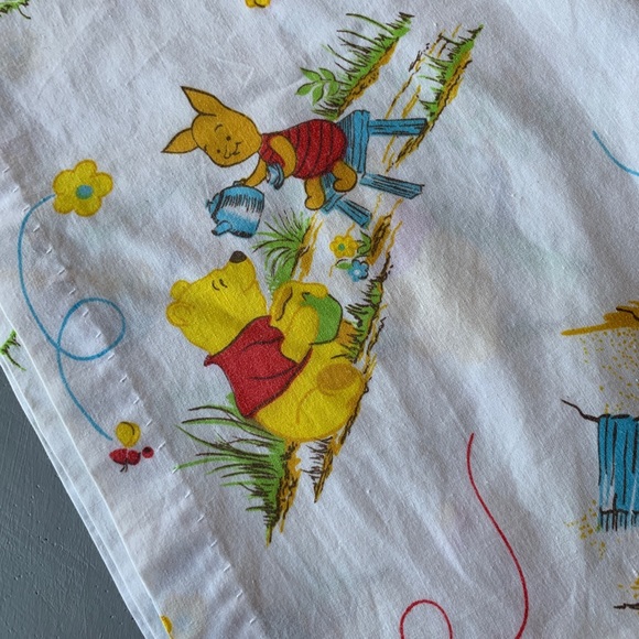 Winnie the Pooh Valance 80” by 11.5” Sears Vintage Curtain Curtain - Picture 4 of 8